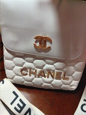 CROSS BODY BAG